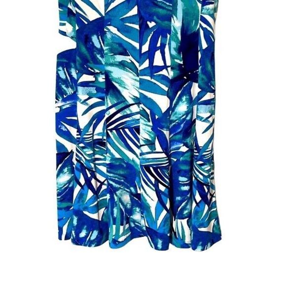 db 1962 A Line Dress Women’s Size 6P Blue/green leaf print - Picture 4 of 9